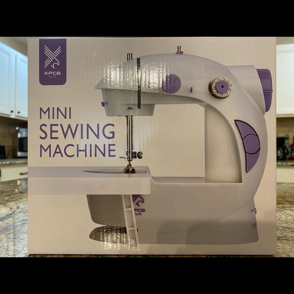 Mini Sewing Machine - Picture 3 of 3